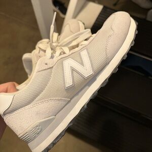 Women’s new balance shoe 9.5